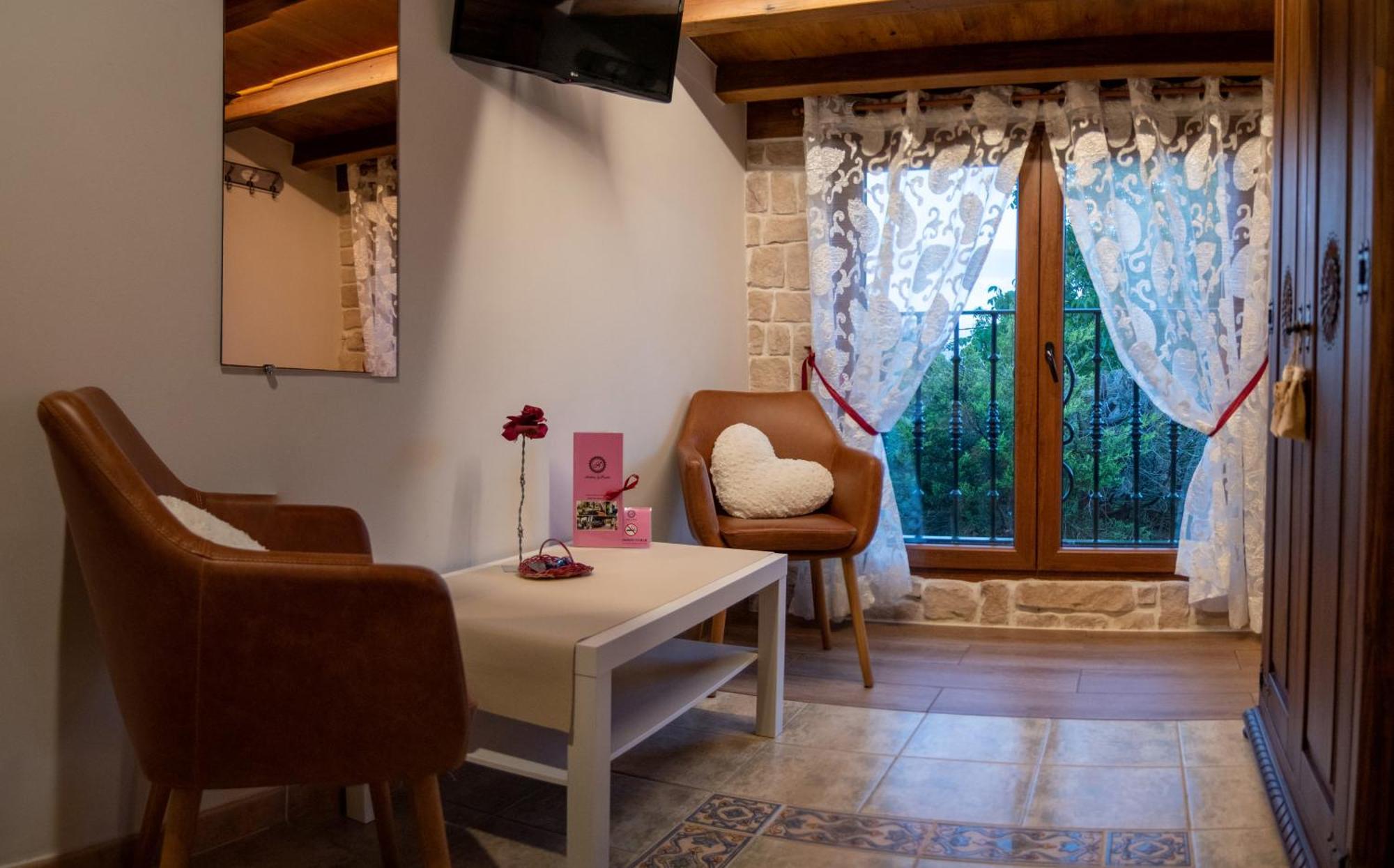 Hosteria Las Fuentes Рубайо Экстерьер фото