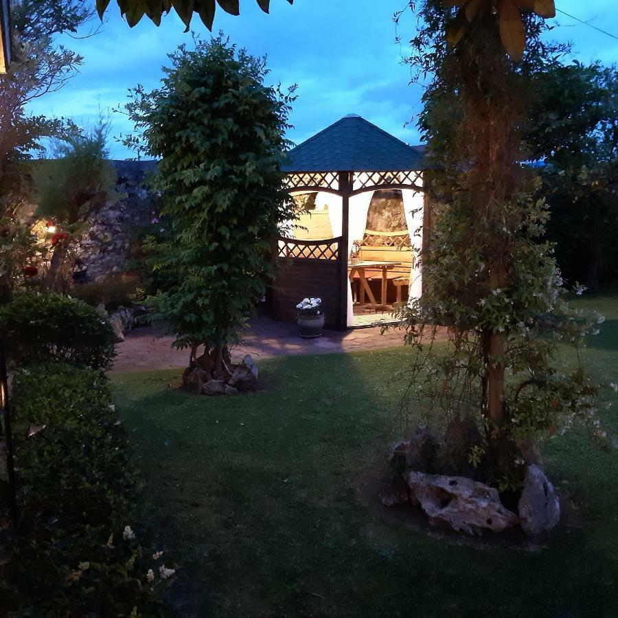Hosteria Las Fuentes Рубайо Экстерьер фото