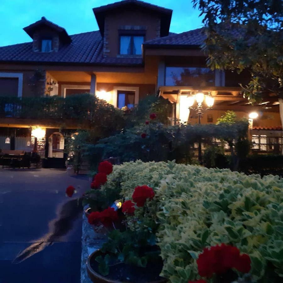Hosteria Las Fuentes Рубайо Экстерьер фото